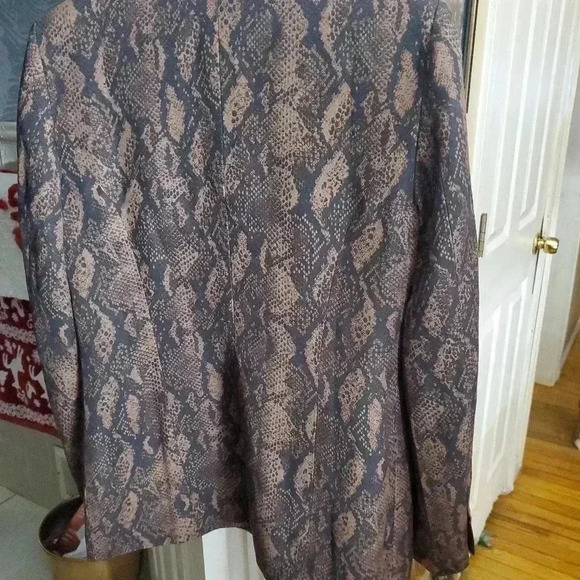 PAIGE KARISSA BLAZER - Picture 5 of 6